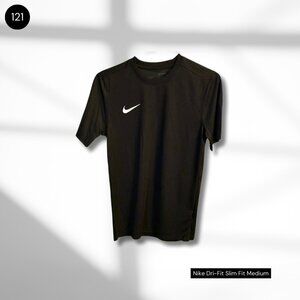 Nike Dri-Fit Slim Fit Tee in Black